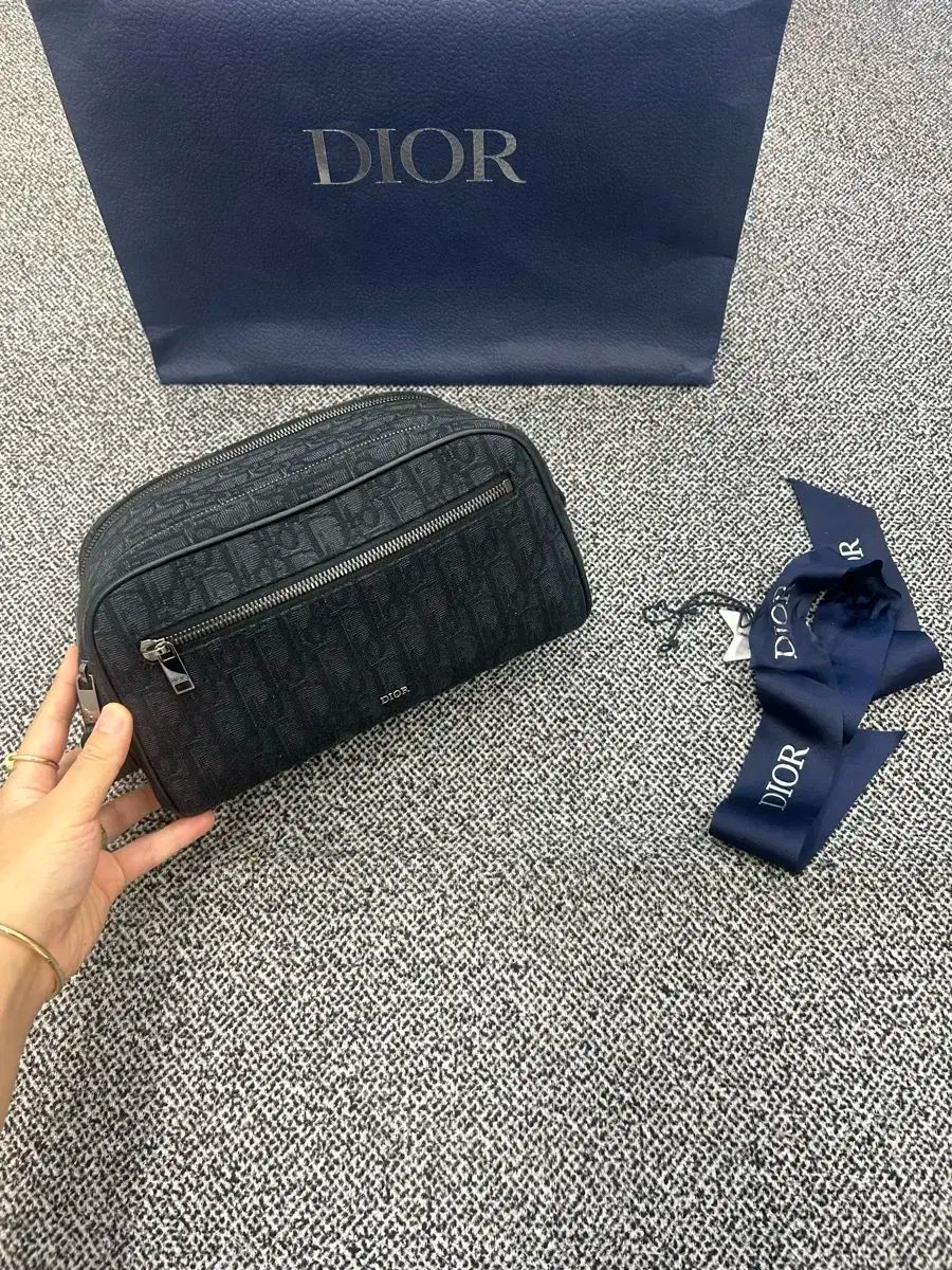 Dior オブリーク トゥイレットリー ドゥーキー クラッチバッグ