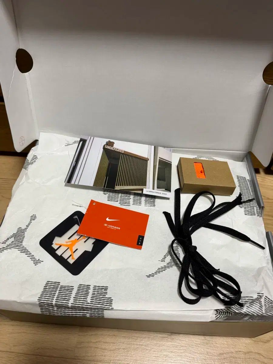 ジョーダン4 アンディフィーテッド レトロ OG SP ディープ グリーン アンド クレメンタイン