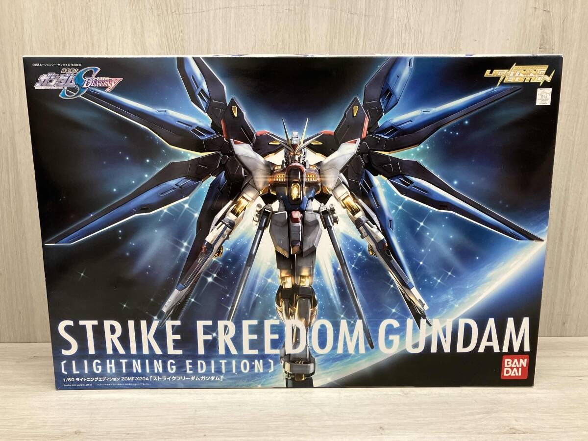 プラモデル バンダイ 1 60 ストライクフリｰダムガンダム ライトニングエディション ｢機動戦士ガンダムSEED DESTINY｣