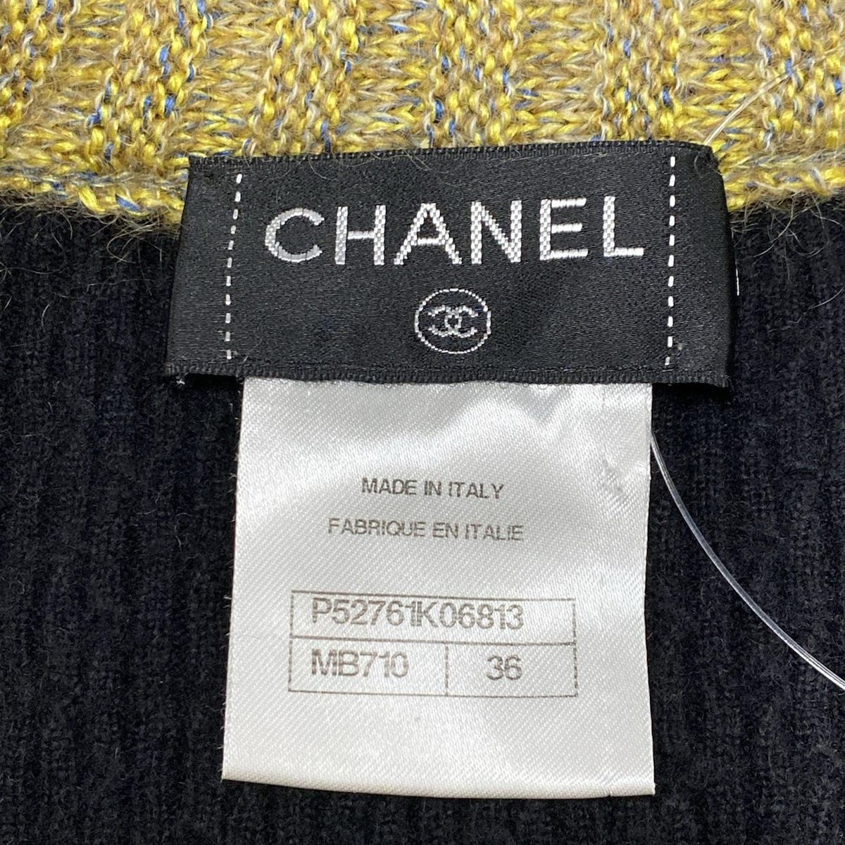 ニット カメリアボタン