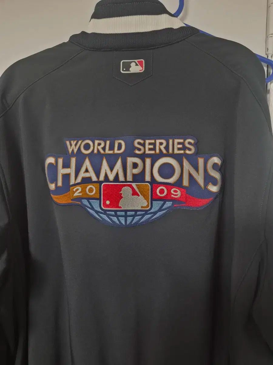 マジェスティック ニューヨーク ヤンキース サーマベース ジャケット 2xl KANDAIZUMI_COM