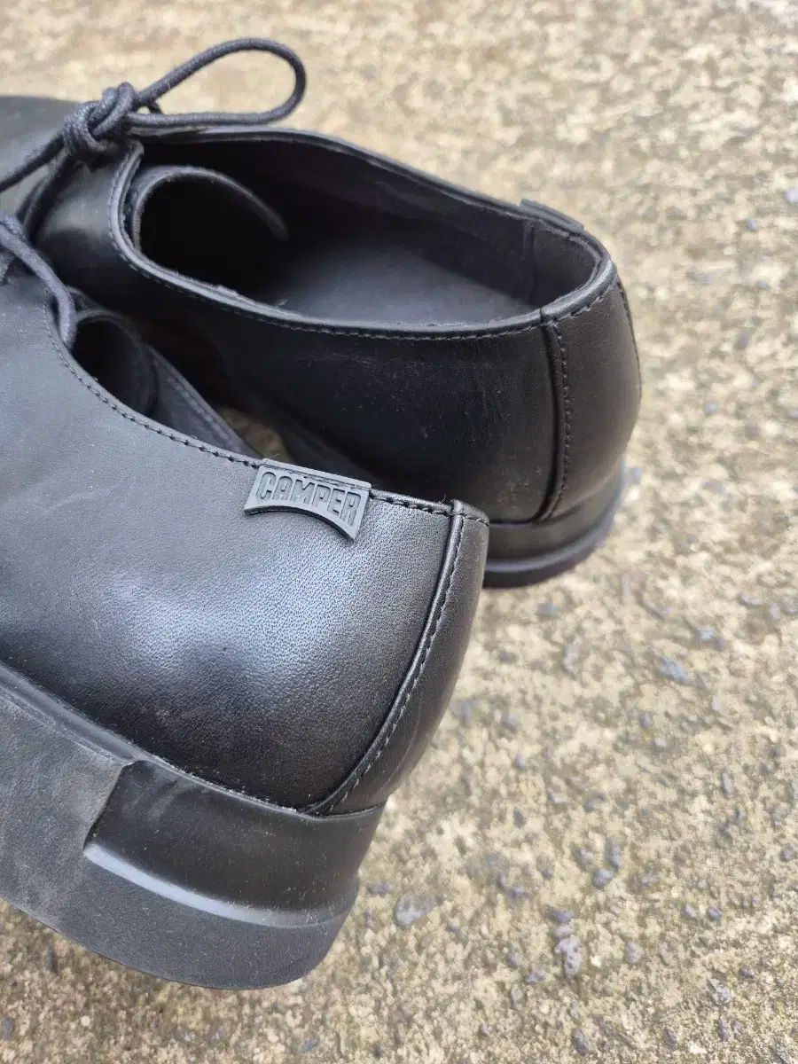 ダービーシューズ ブラック