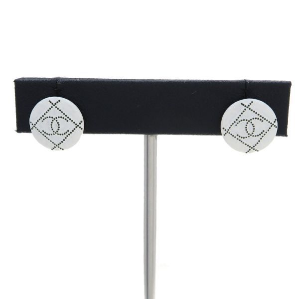 シャネル A 19 Pピアス Aランク