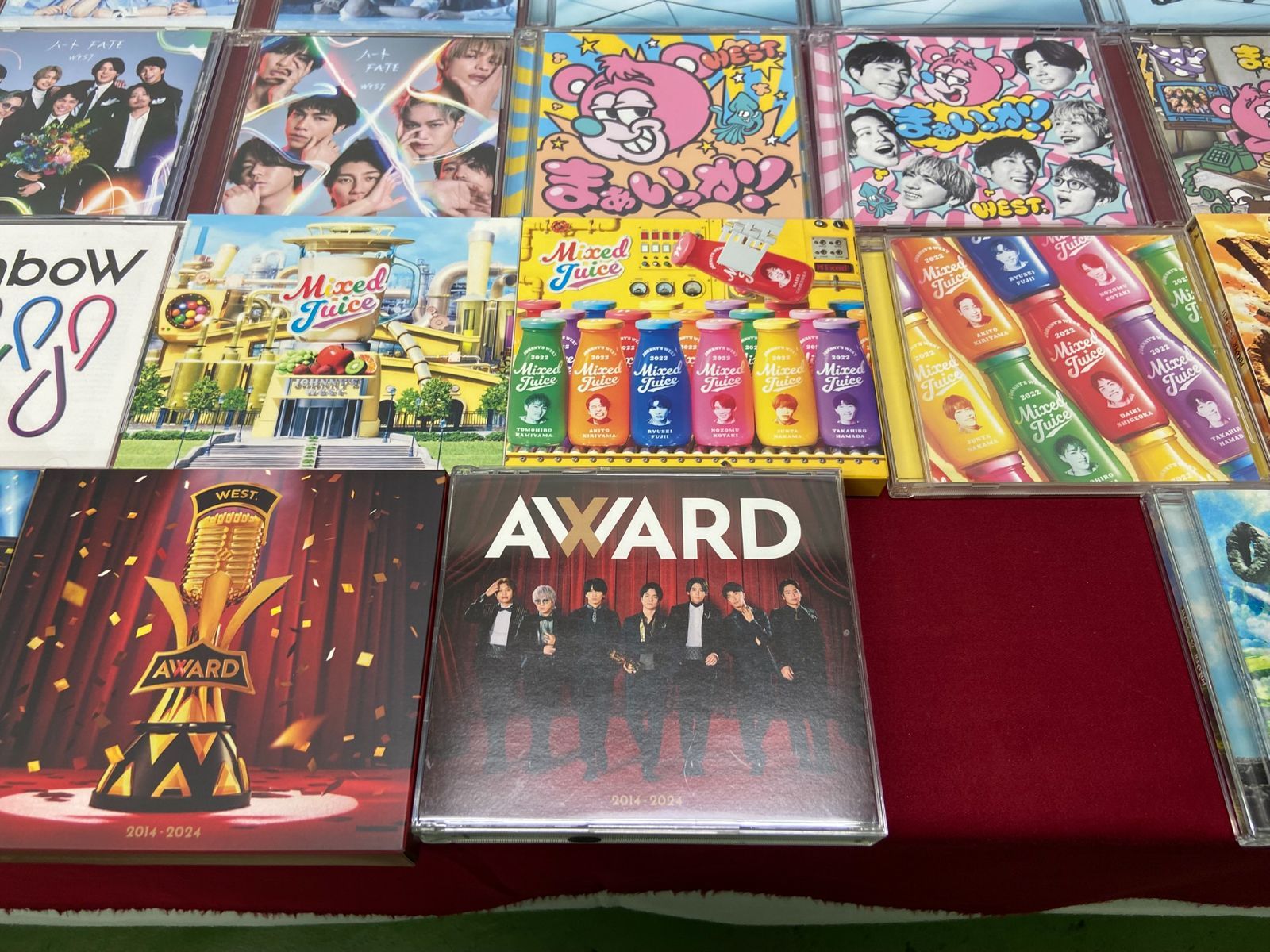 即購入可まとめ売り ジャニーズWEST シングルCD まとめ売り 44枚セット