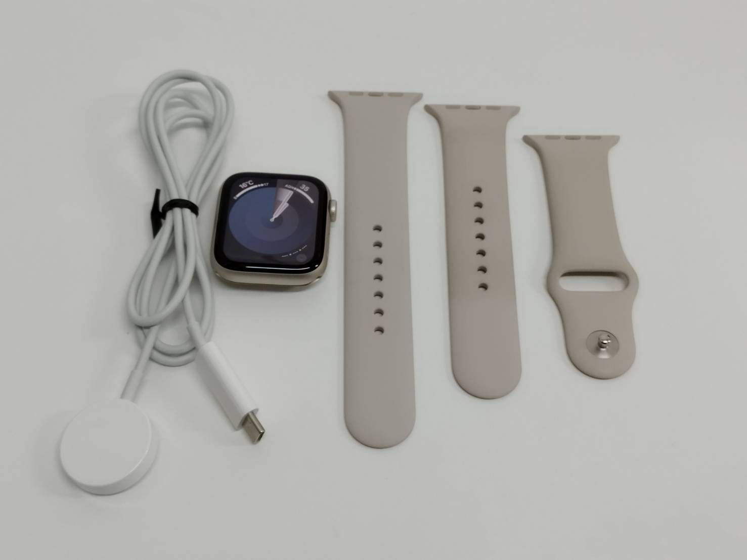 Apple Watch SE 第2世代 GPS 44mm A2723 スターライト MNJX3J A