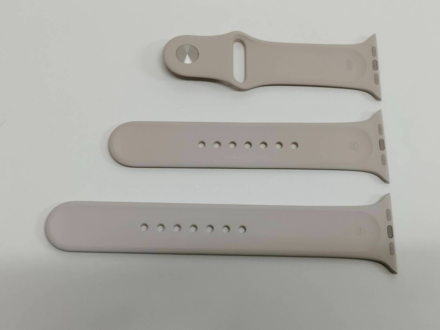 Apple Watch SE 第2世代 GPS 44mm A2723 スターライト MNJX3J A