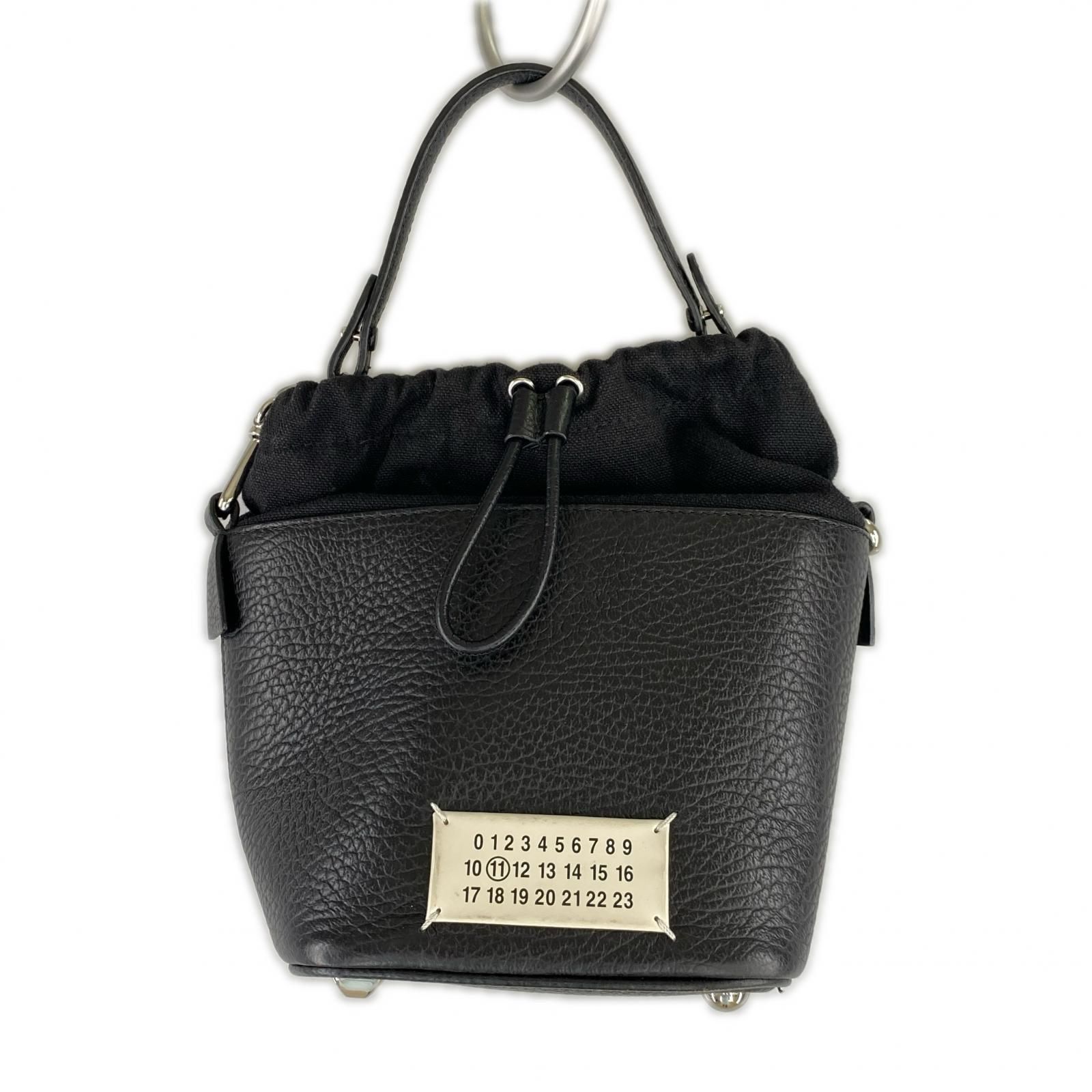 MAISON MARGIELA 5AC ﾊﾞｹｯﾄ ﾊﾞｯｸﾞ ﾌﾞﾗｯｸ - メルカリ