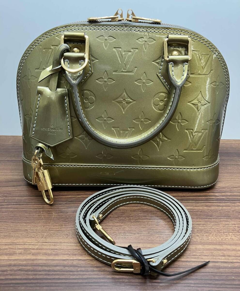 LOUIS VUITTON M91752 アルマBB ストラップあり モノグラム ヴェルニ ハンドバッグ