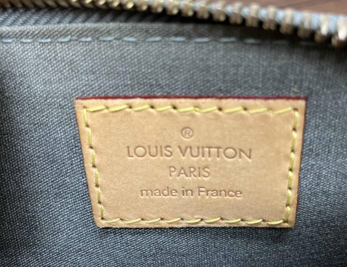 LOUIS VUITTON