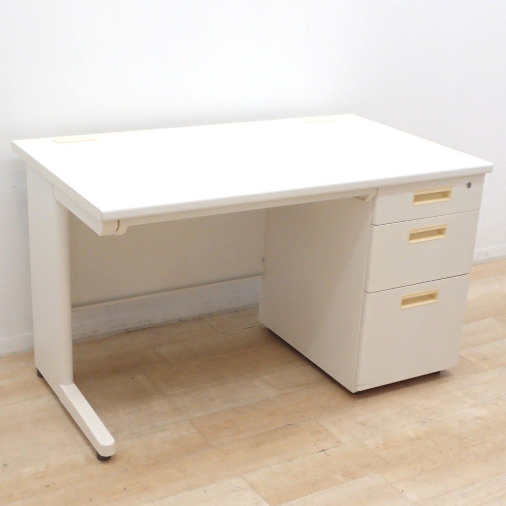 オフィスコム 片袖デスク ホワイト W1200 D700 H700 事務机 オフィスデスク パソコンデスク 片袖机 配線口 鍵無 EG19309 オフィス家具 MARWIL-DEMENAGEMENTS_CH