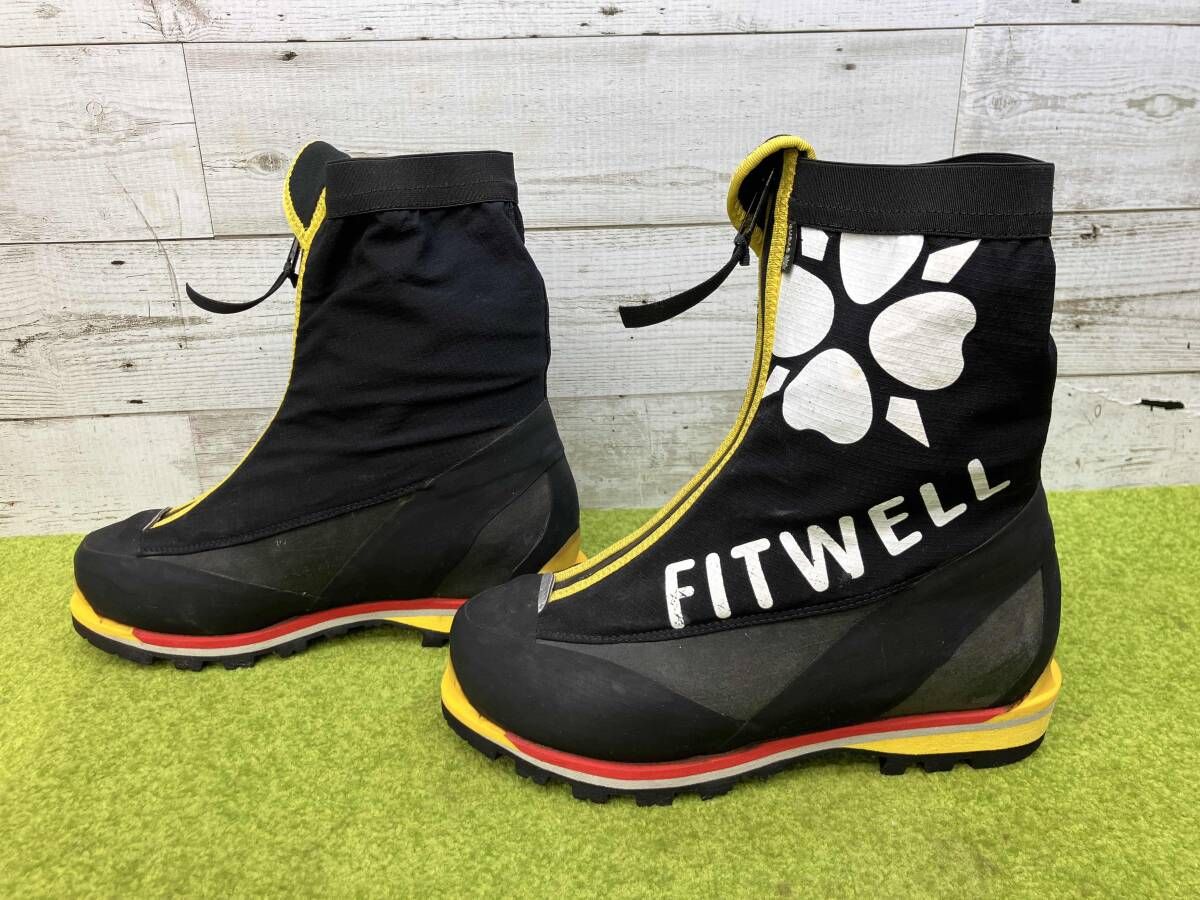 トレッキングシューズ