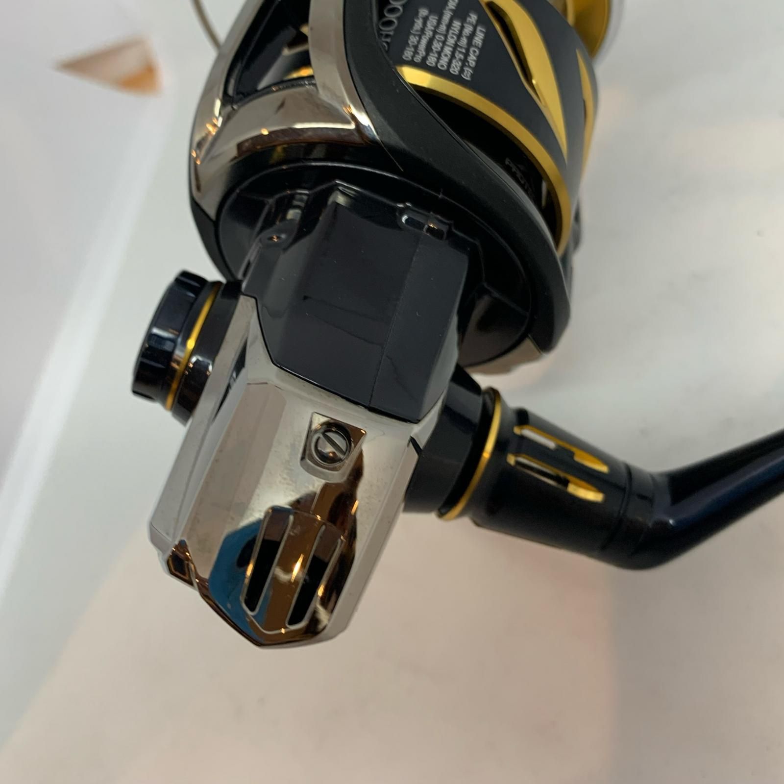  ττSHIMANO シマノ スピニングリール 04073 20ステラSW 4000 HG スピニングリール リール