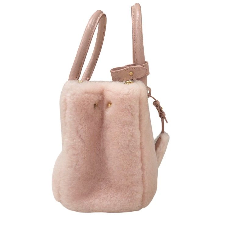 ゴールド金具 サフィアーノレザー