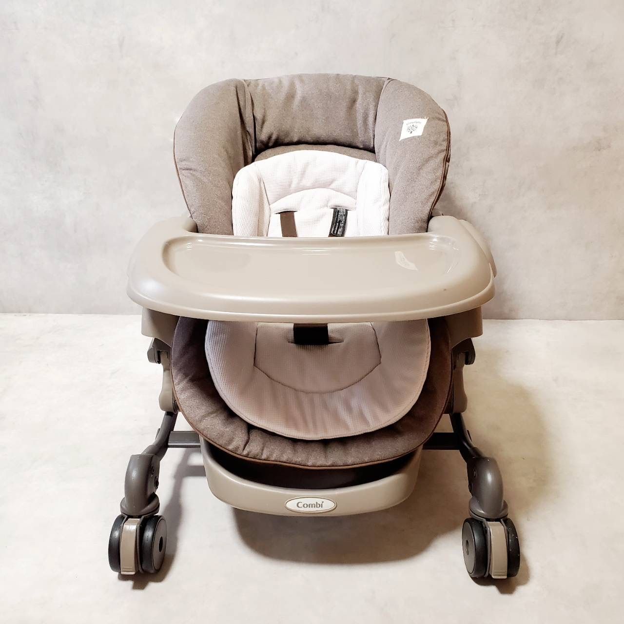 コンビ ネムリラ電動 オートスウィング simplight トイザらス