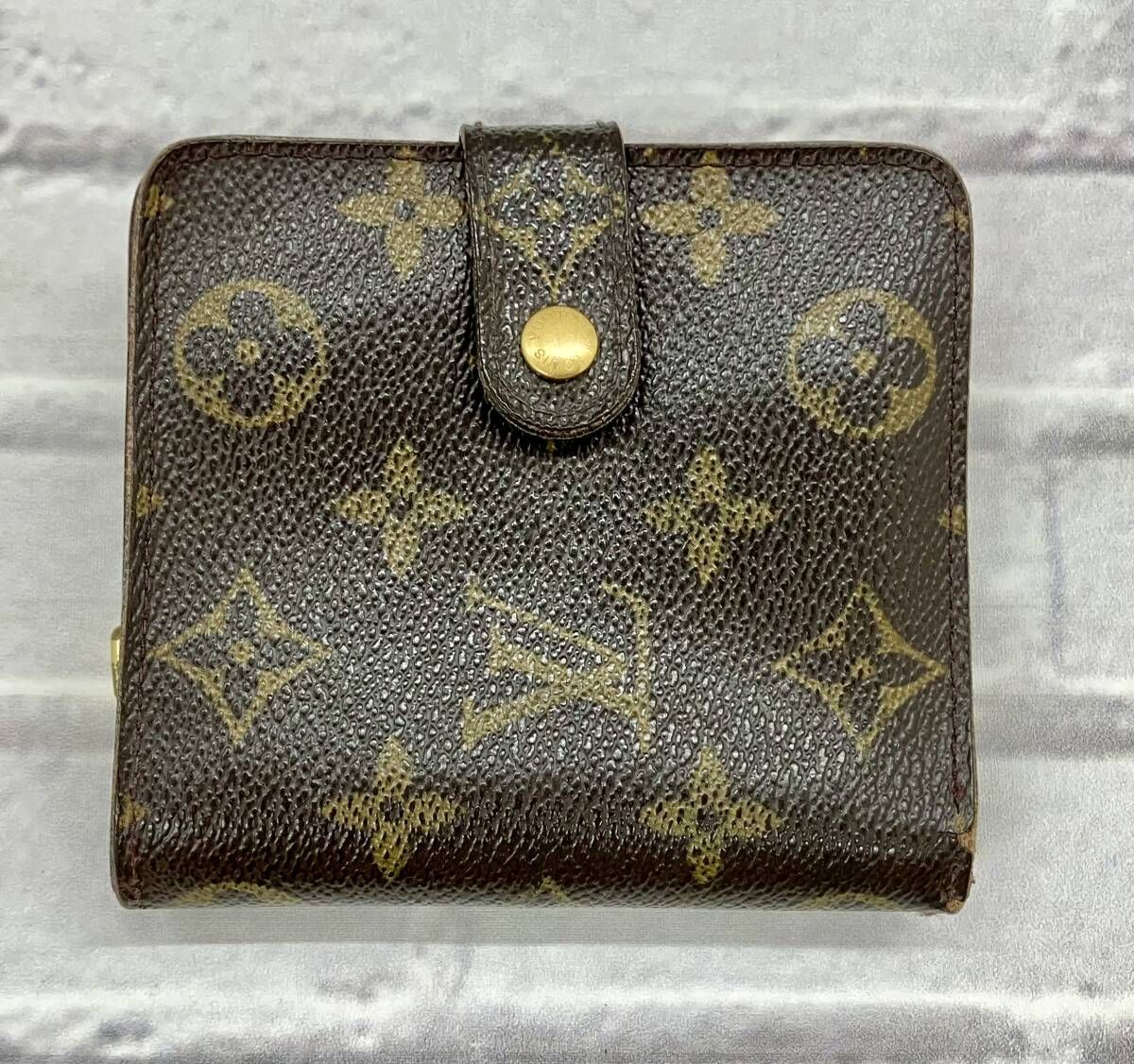 LOUIS VUITTON ルイヴィトン 二つ折り財布 モノグラム CA1023