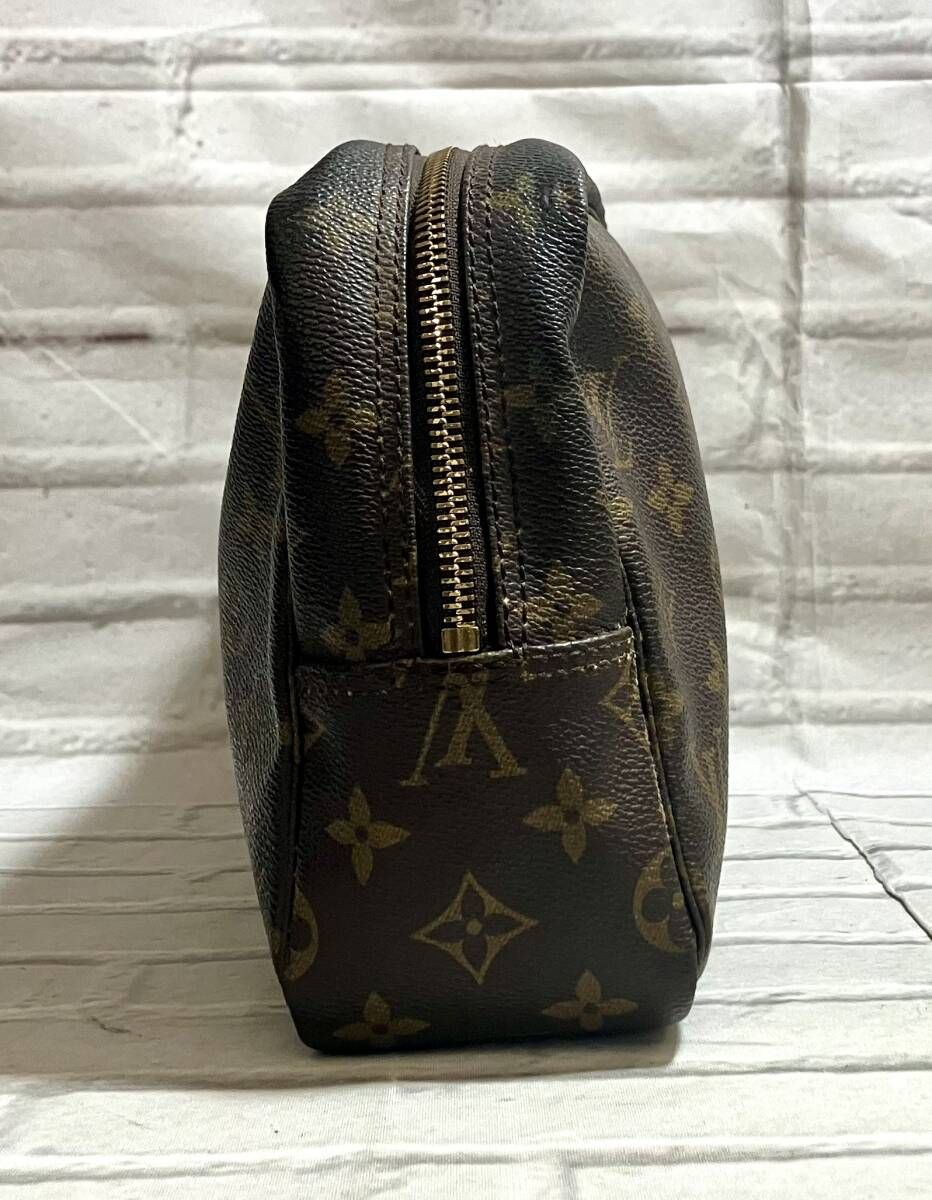 クラッチバッグ トゥルース