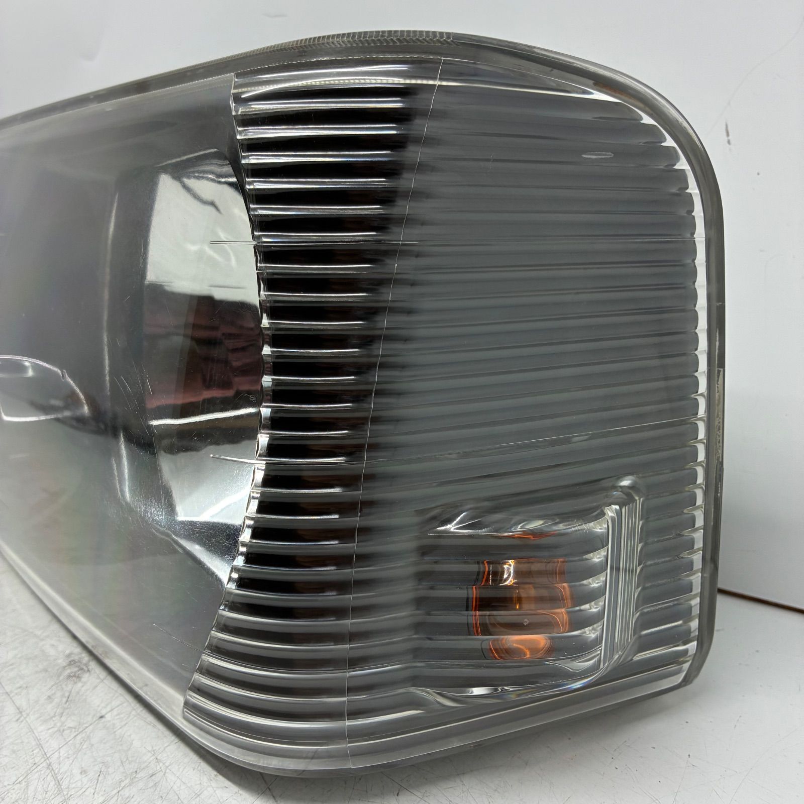 Y 美品【コーティング済】U61V U62V U61T U62T U61W ミニキャブ タウン 