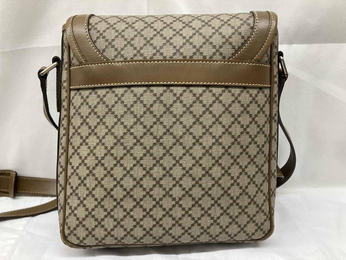 ショルダーバッグ 肩掛けバッグ