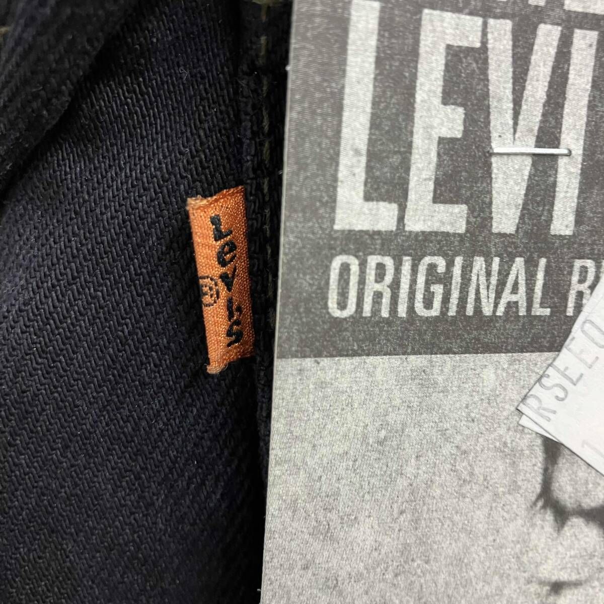 表記サイズW30L32