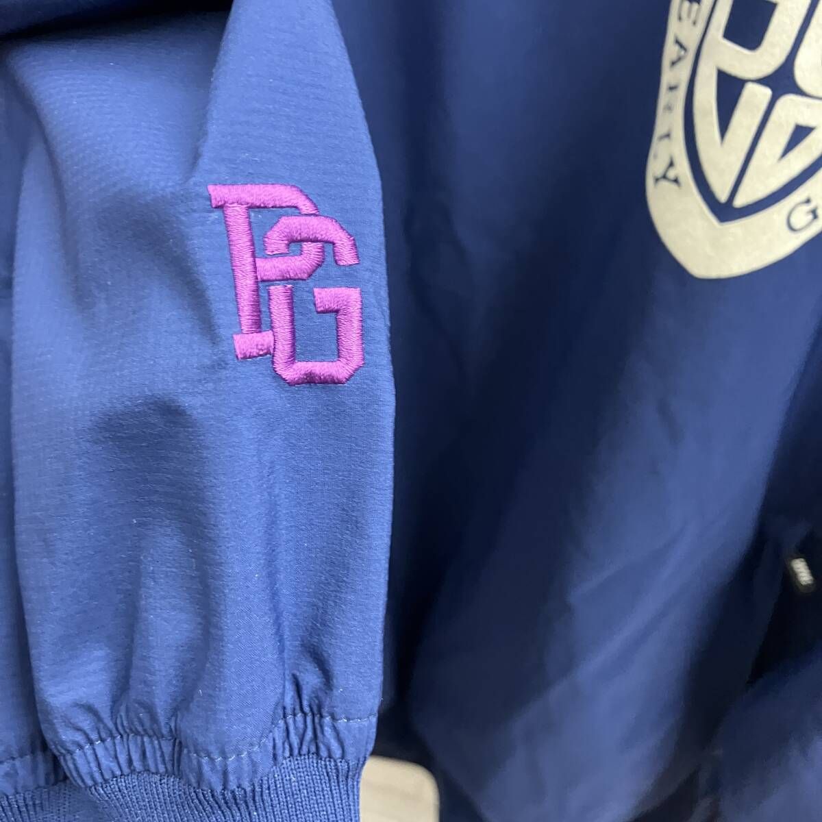 ネイビー 表記サイズ4