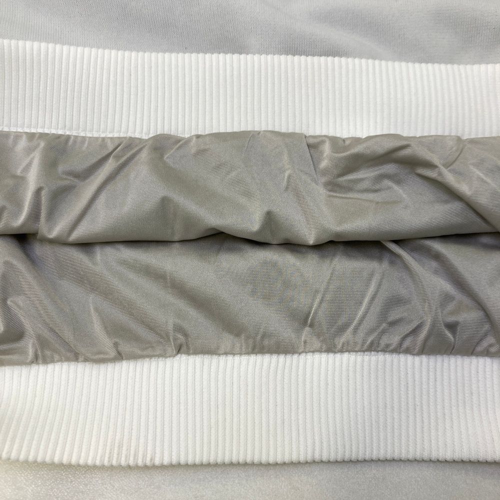 裏地付きニットセーター