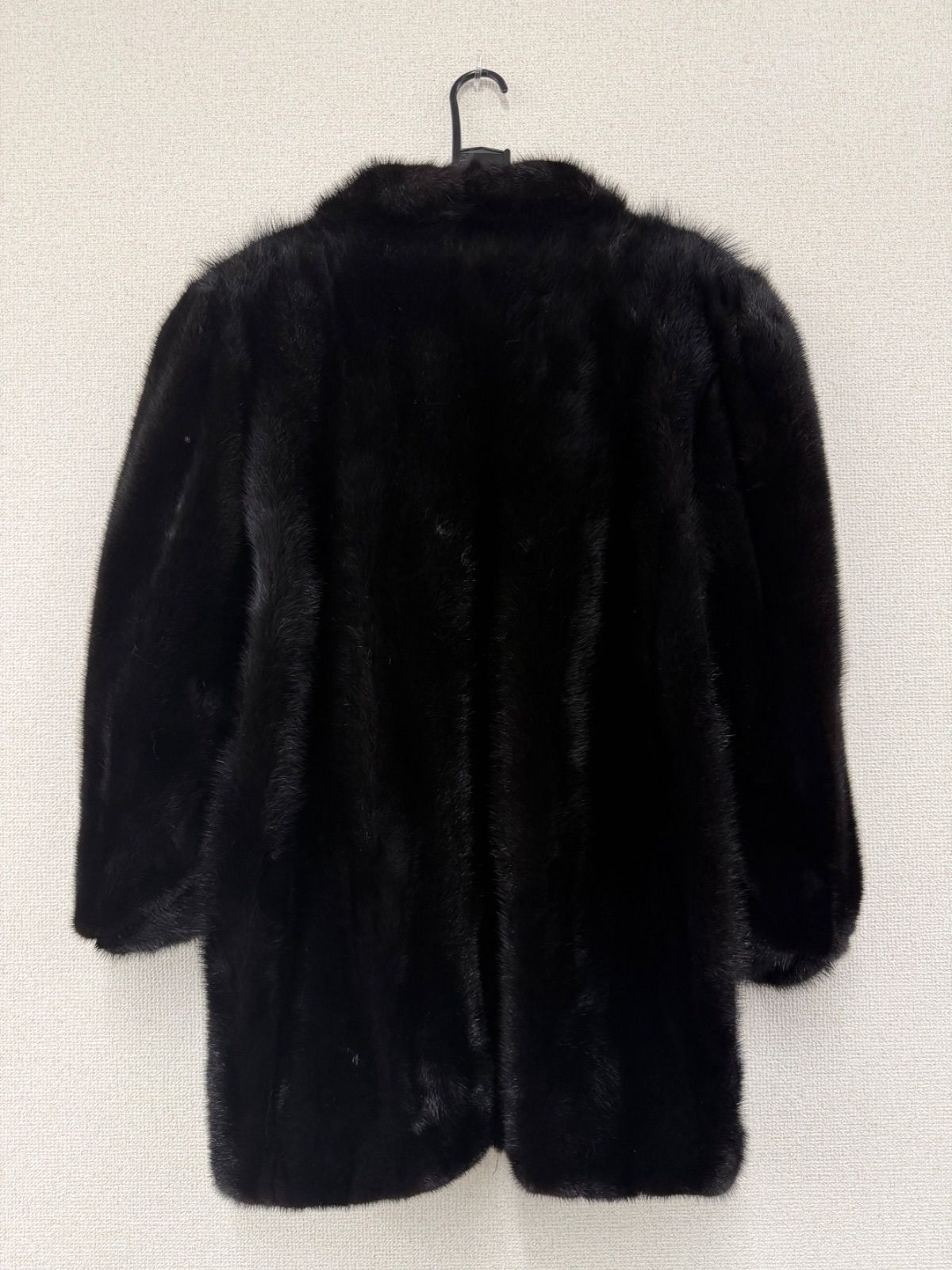 １ SAGA MINK 銀サガミンク 毛皮 コート 黒 ブラック ファッション 2