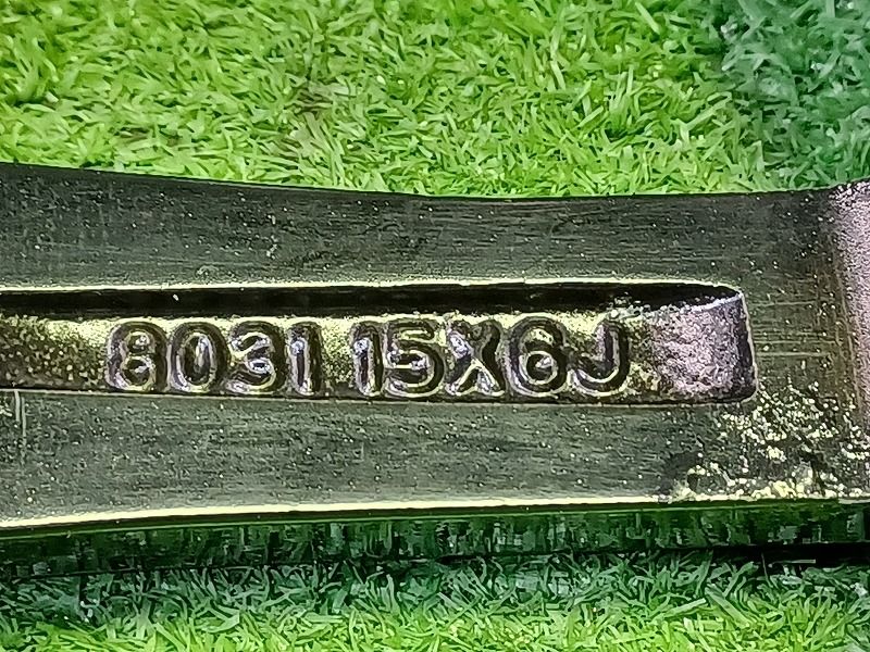 ｳﾞｫｸｼｰ ｴｽｸｧｲｱ