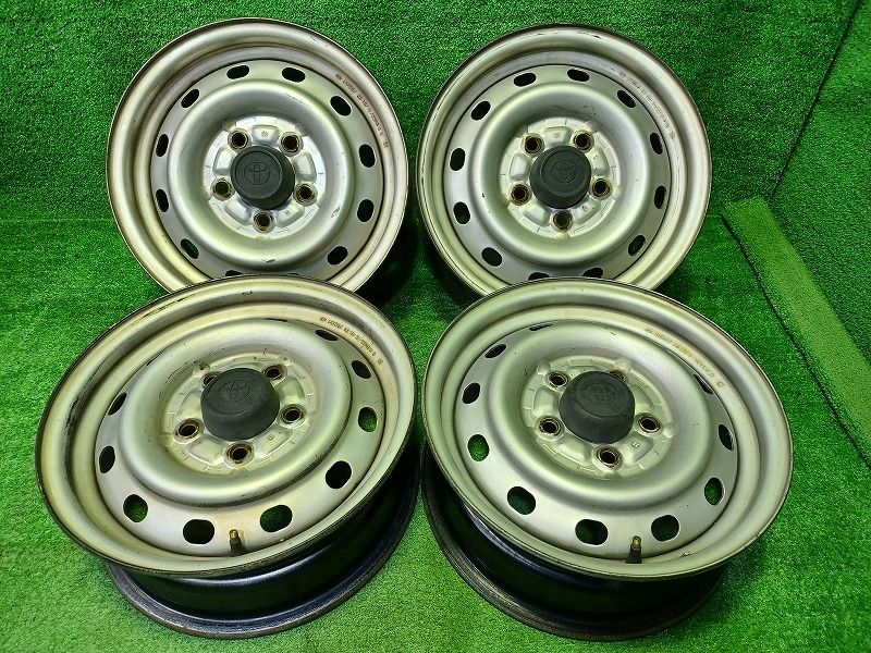 トヨタ TOYOTA コンフォート TSS 11 ホイール スチール シルバー 14インチ 5 J 5穴 4本 114 3