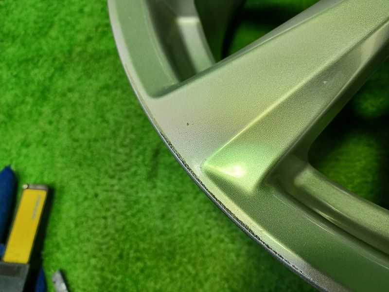 トヨタ TOYOTA カムリ AXVH 70 ホイール アルミ シルバー 17インチ 7 5 J 5穴 4本 114 3 45