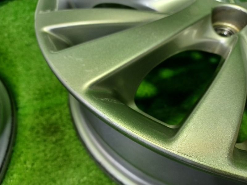 シルバー 14インチ