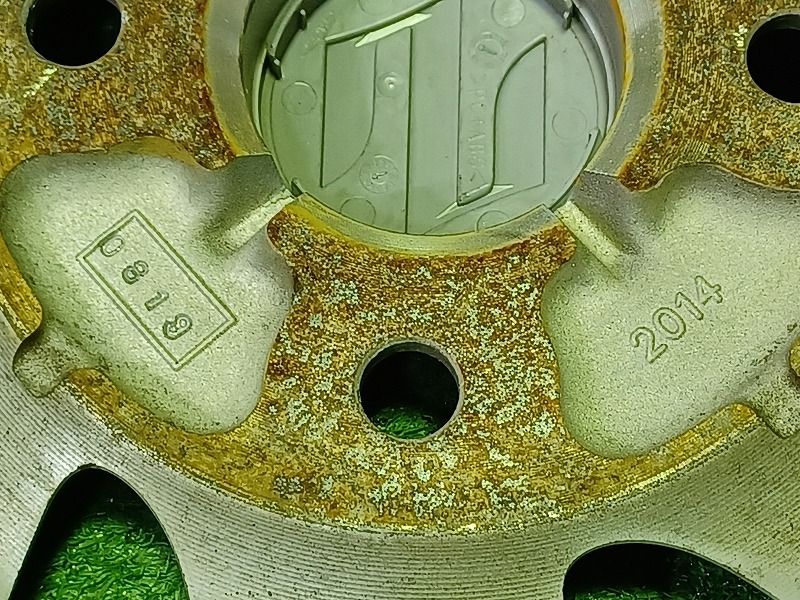 アルミ シルバー