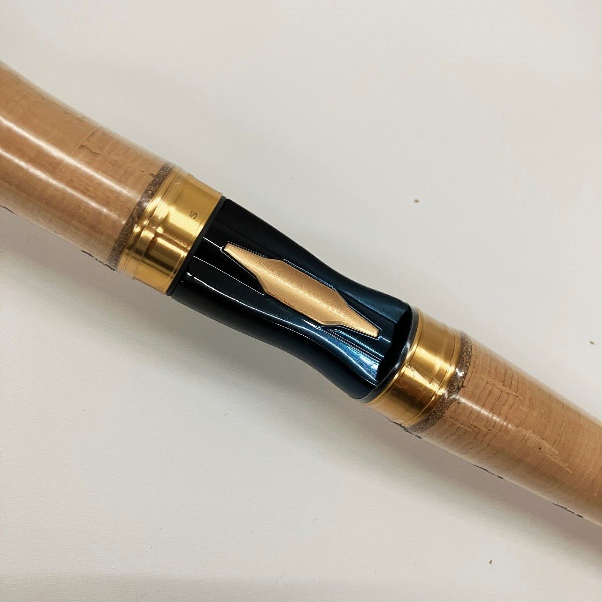  〇〇SHIMANO シマノ WORLD SHAULA LIMITED 23 ワールドシャウラ リミテッド 2702 R 3 355911 ルアーロッド 船竿 ルアーロッド ロッド