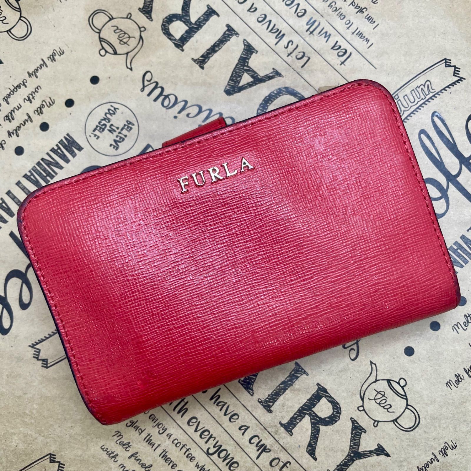フルラ 長財布 2つ折り 革 赤 コンパクト カード コインFX352 - メルカリ