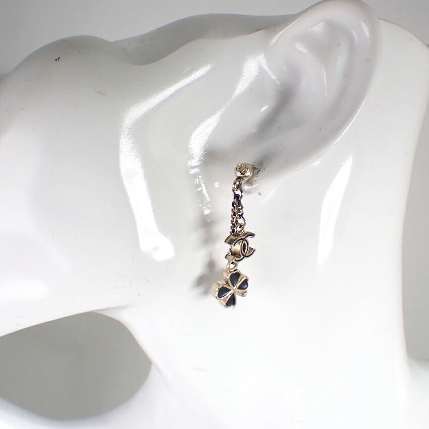 CHANEL/シャネル/ココマーク/クローバー/ピアス/箱巾着//J49-1 - メルカリ