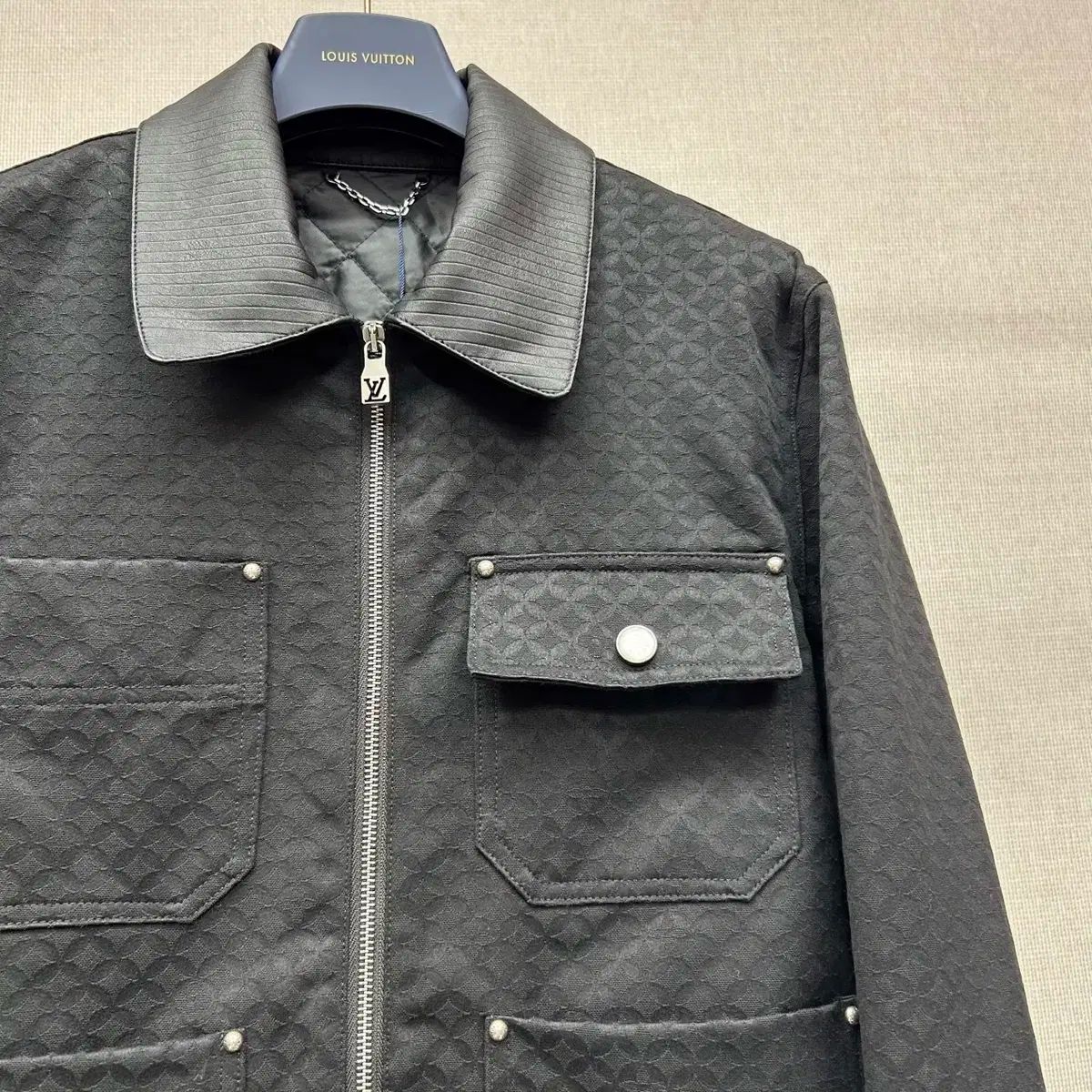 ブラック コート