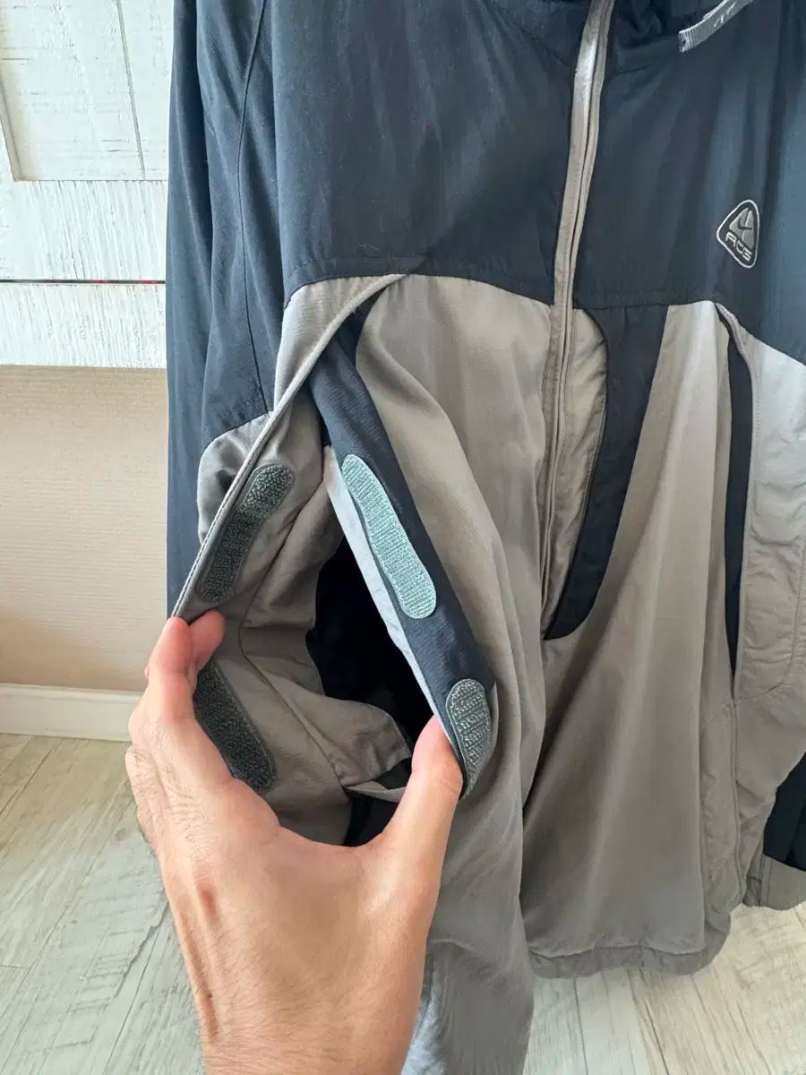 ナイキ ACG ウィンドブレーカー パーカ