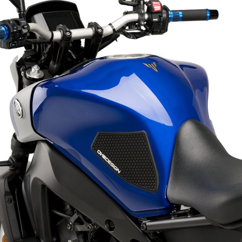 Puig 5632A TANK PADS FUTURE [汎用] SUZUKI [ BLUE ] プーチ タンクパッド Puig Tank Pad - Cycle Gear