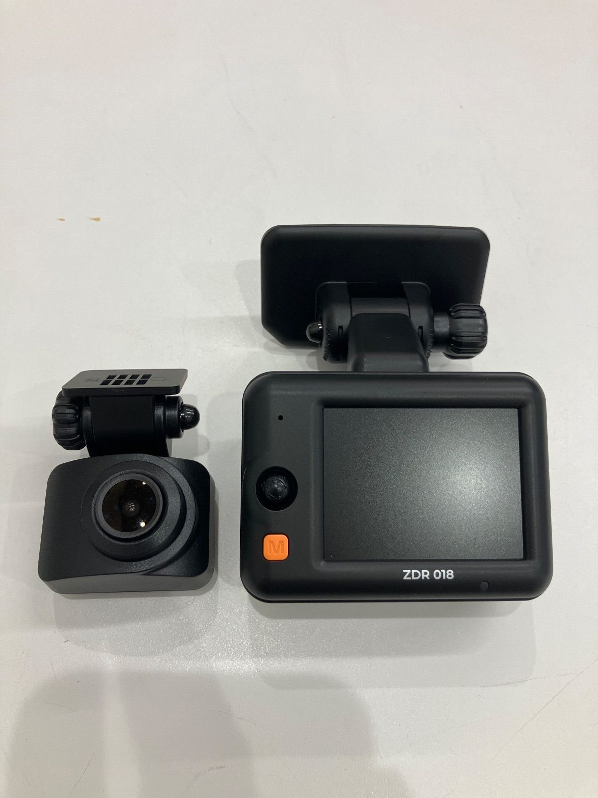 ドライブレコーダー COMTEC ZDR018