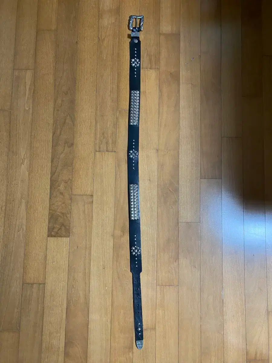 95 ERD アンパン リッシュ デプリメ テキサスセレナーデ スタッズ ブラック ベルト