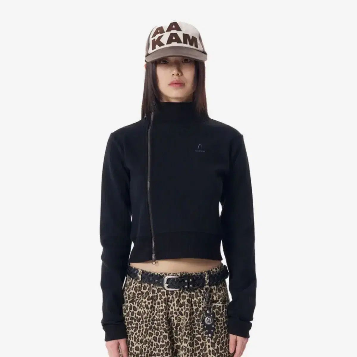 アッカム Side Neck Zip-Up black