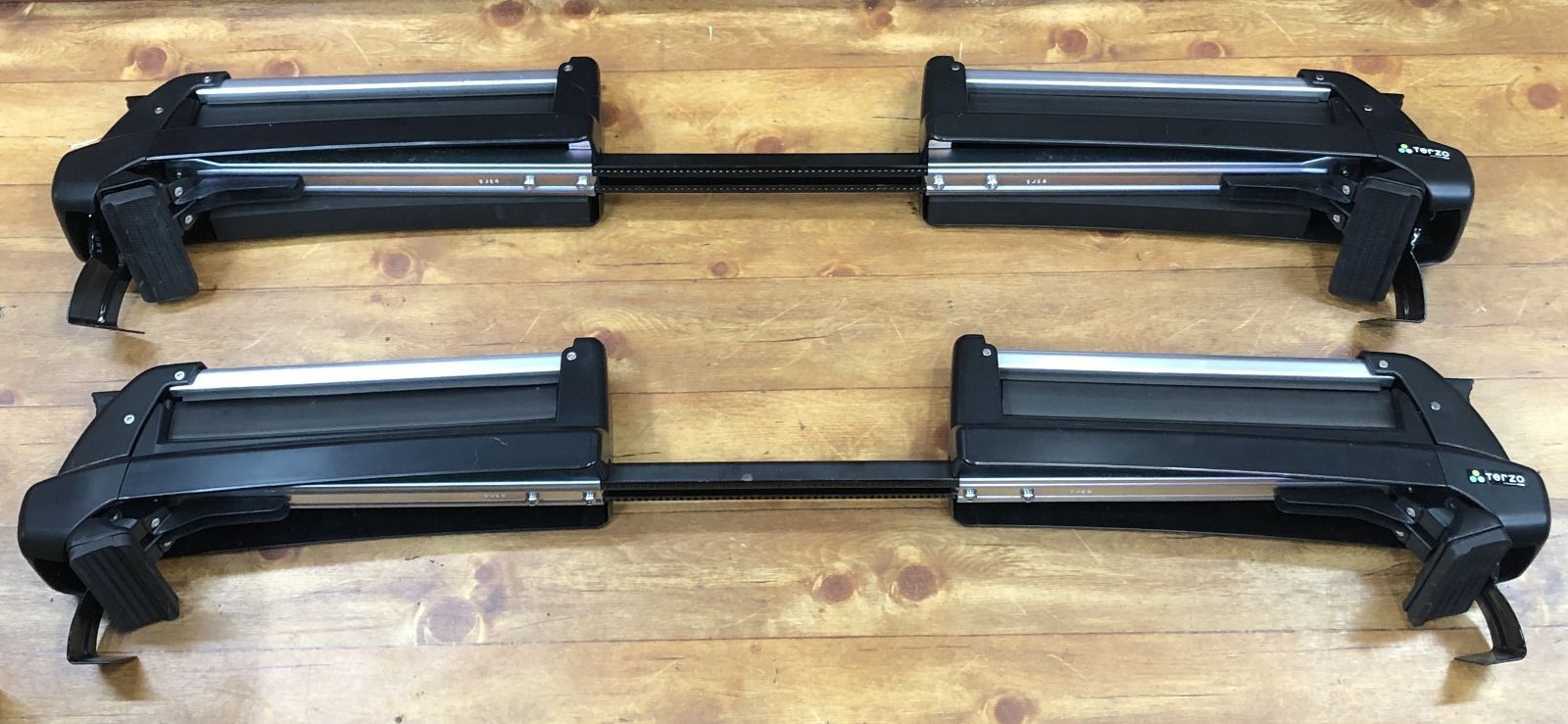 TERZO スキー スノーボード キャリア SS102シリーズ TULIPA G4 ルーフオンタイプ EH457 ホルダーセット