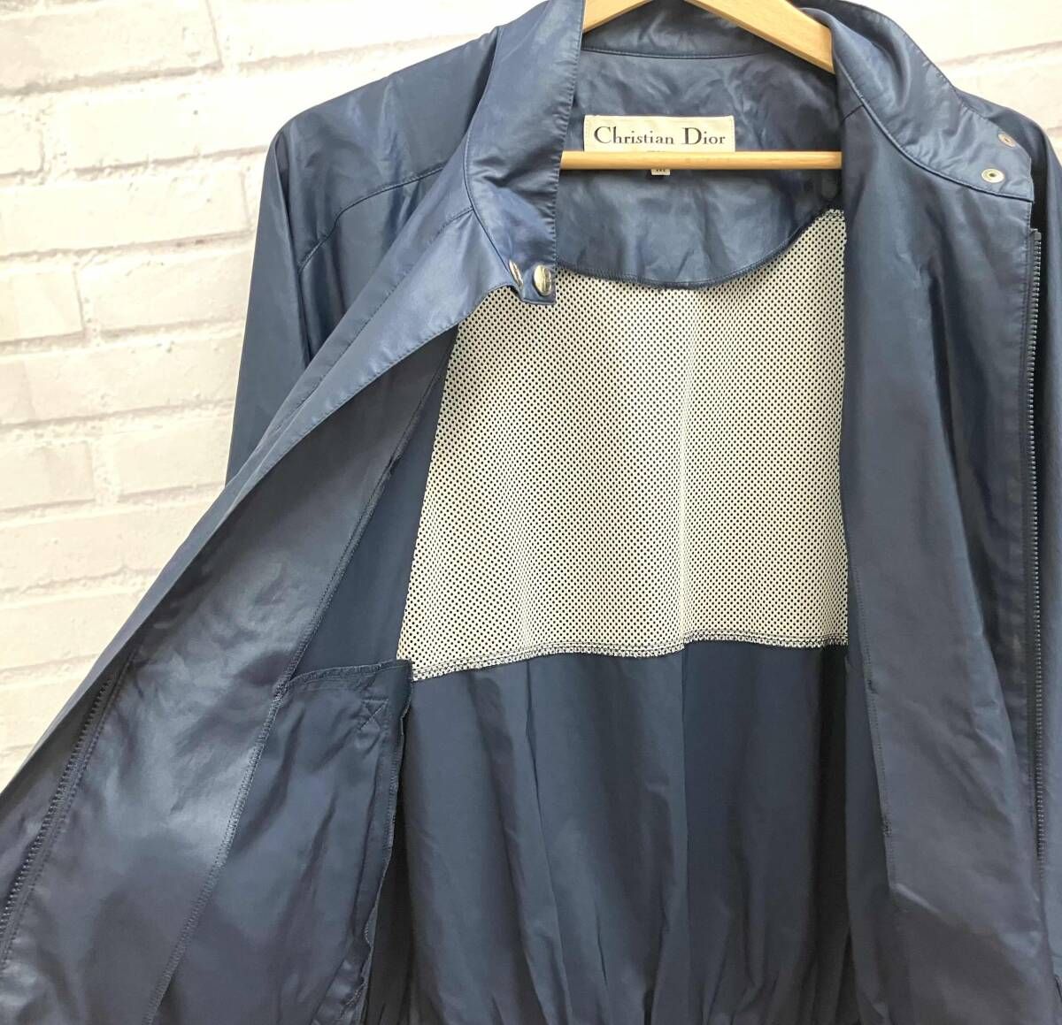 ナイロンブルゾン