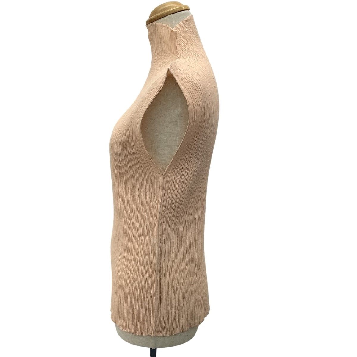 ISSEY MIYAKE イッセイミヤケ プリーツ ノースリーブカットソー SIZE M IM 82-FJ 905 ベージュ