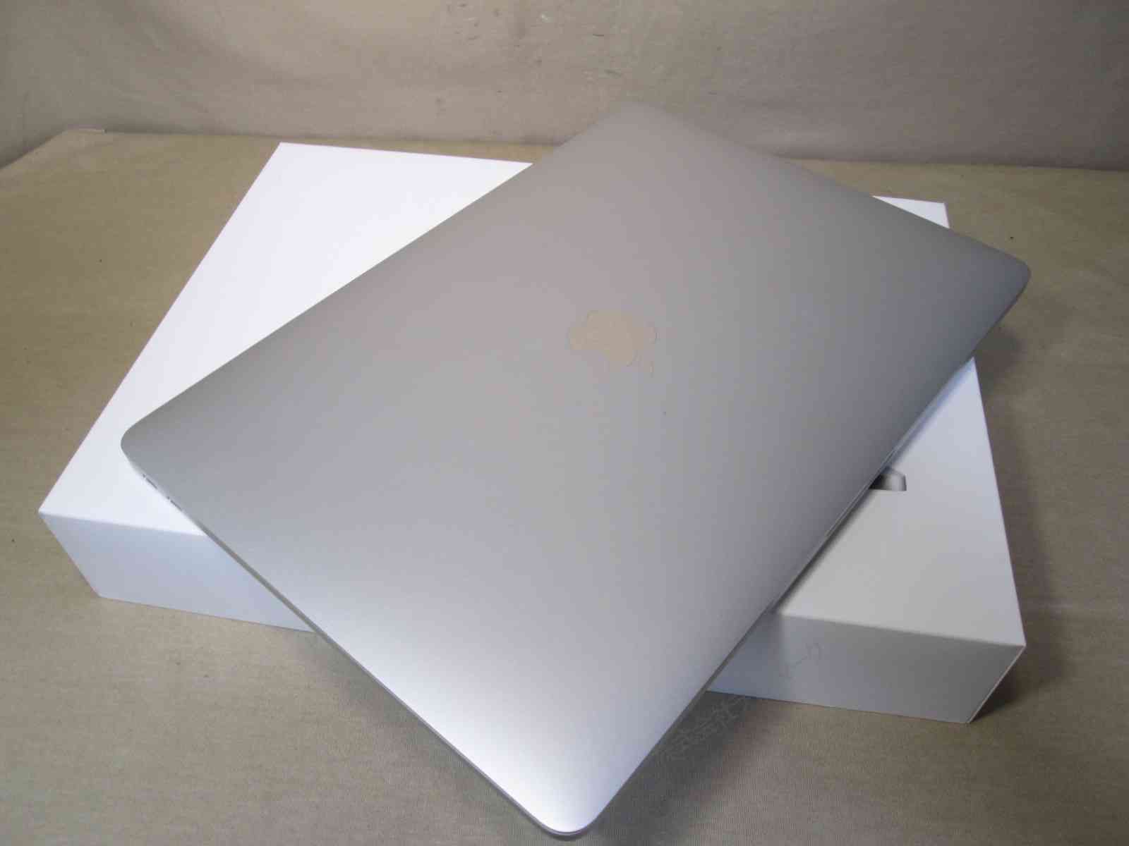 Apple MacBook Air A 1708 SSD搭載 Core i 5 2.3 GHz Mac OS Monterey 12.6.3 Wi-Fi Bluetooth 長期保証 94299