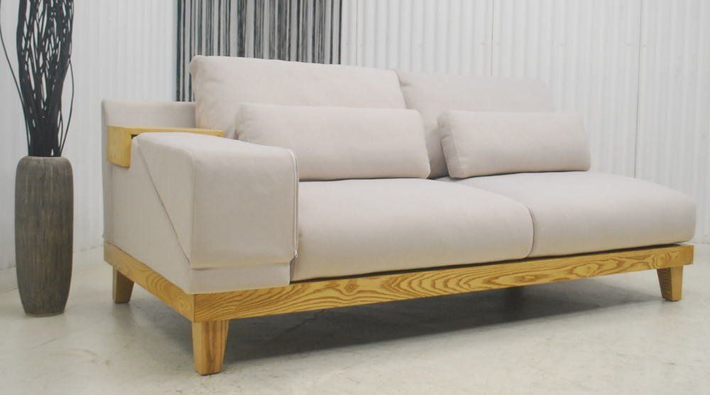 北欧調ナチュラルモダン ３人掛けソファー