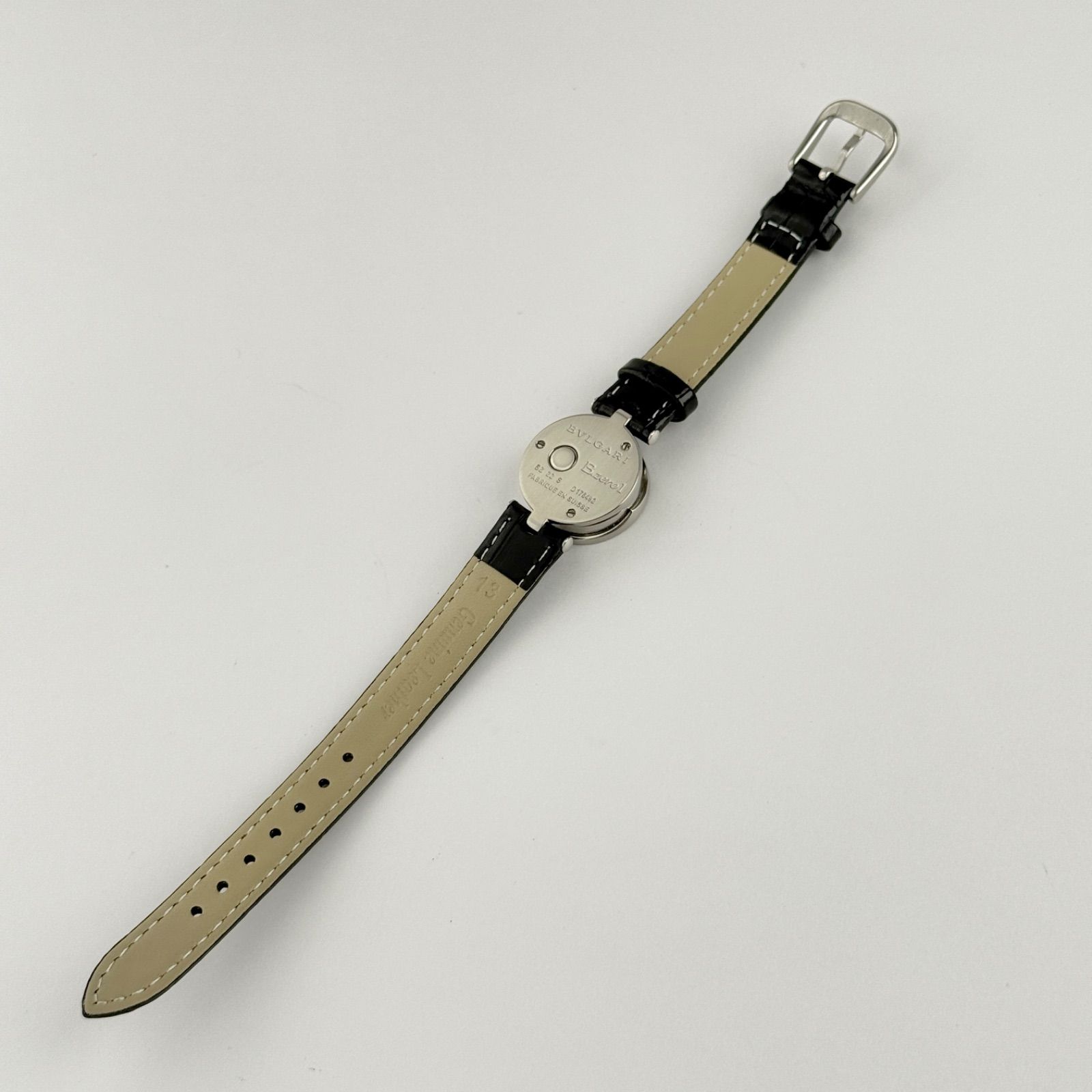 新品ベルト　美品✨　BVLGARI 腕時計　ビーゼロワン　レザー　BZ22S ブルガリ ビーゼロワン BZ22S 新品ベルト 新品電池 レディース 746