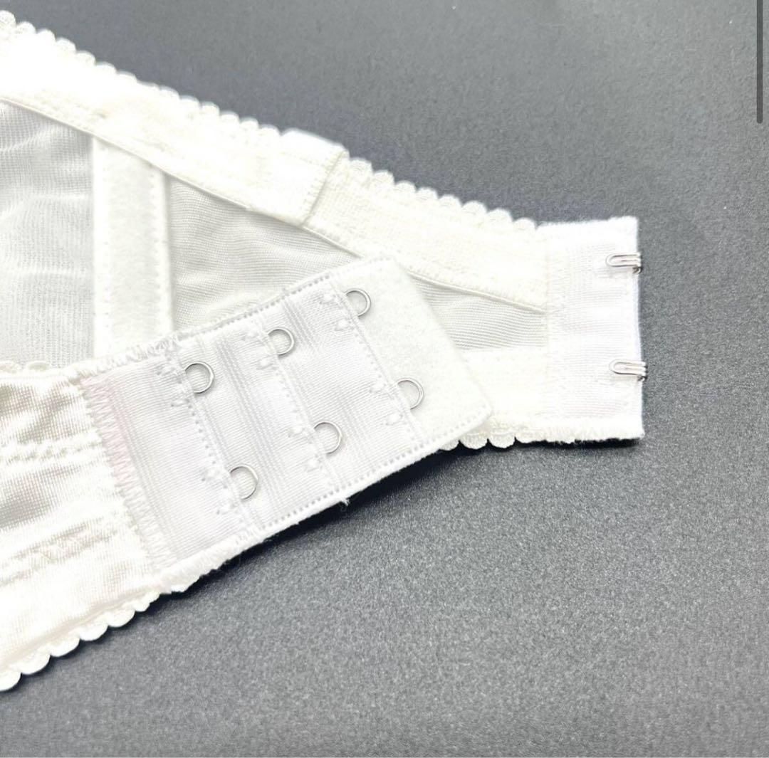 セモアブライダルセミロングラインブラ C70 ブライダルインナー 値下げ