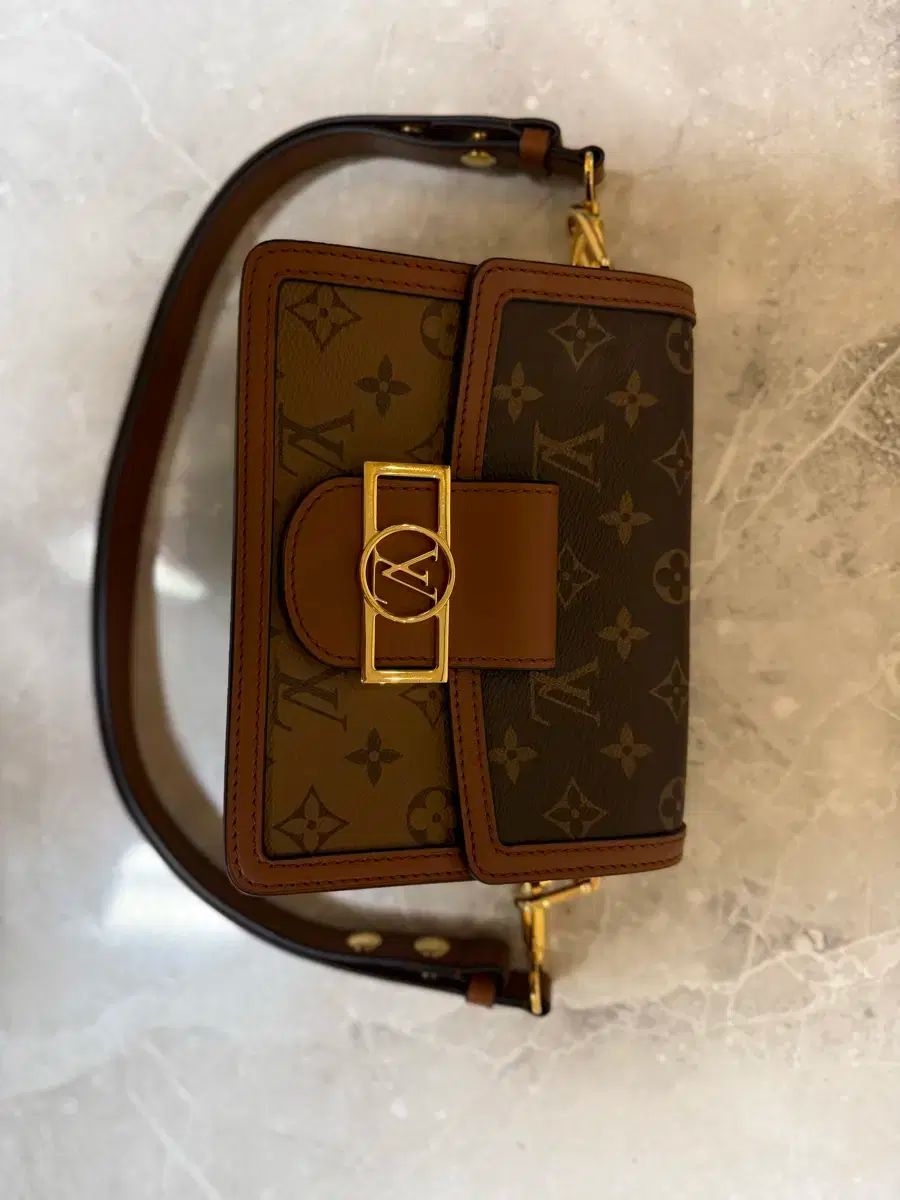 Louis Vuitton ルイヴィトン モノグラム ミニ ドーフィン ショルダーバッグ DECORATOM_COM_BR