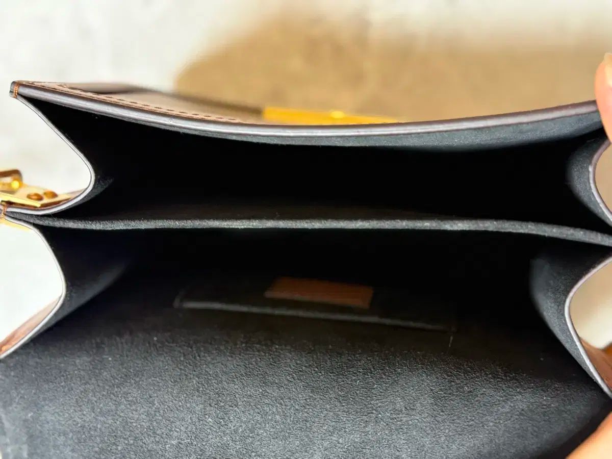 Vuitton ルイヴィトン