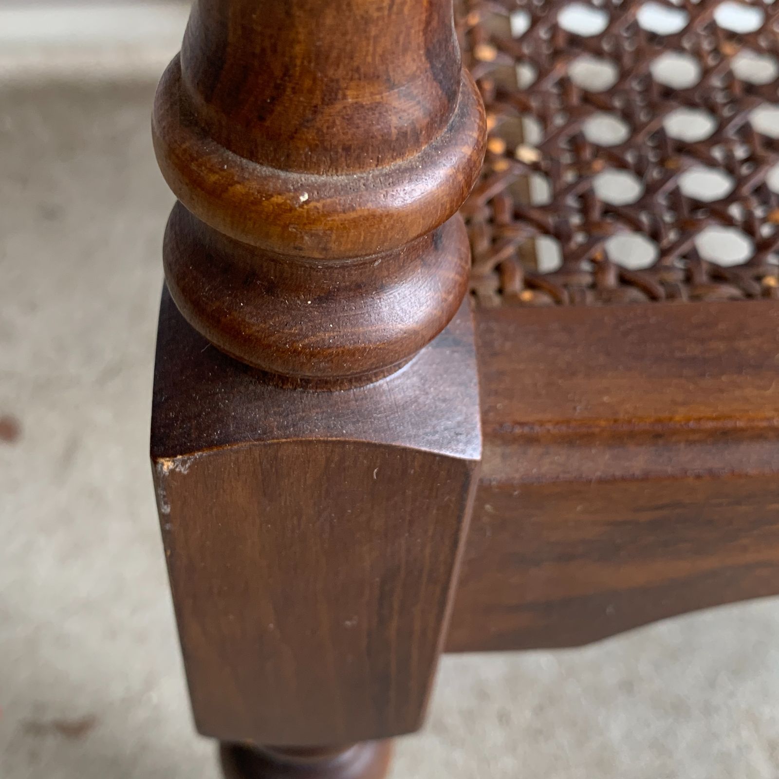 カリモク コロニアル 電話台 花台 飾り台 サイドテーブル /HM-0153